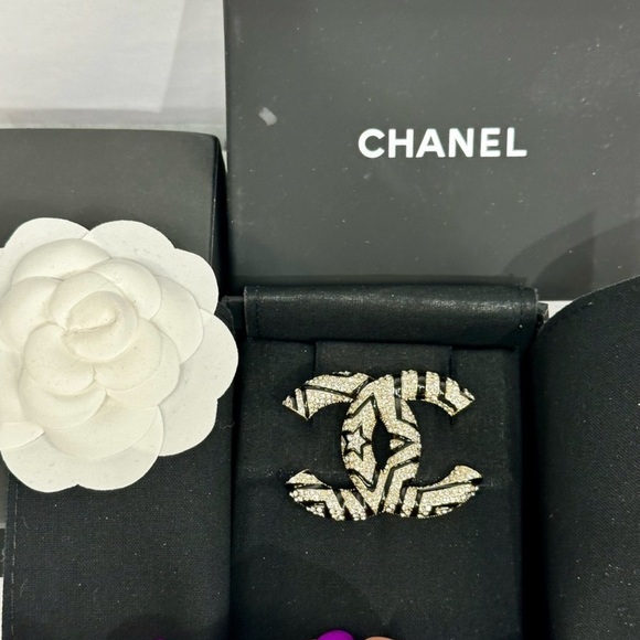 CHANEL Black and Silver Crystal Brooch - Picture 1 of 6